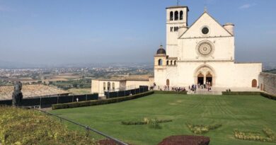Basilica San Francesco. Padre Enzo Fortunato