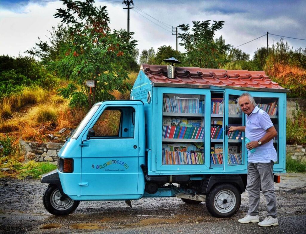 Bibliomotocarro
