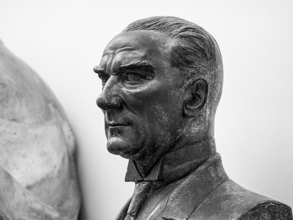 Busto di Ataturk