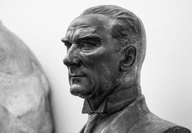 Busto di Ataturk