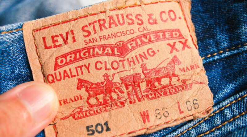 levis